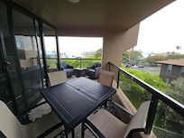 Lanai facing ocean