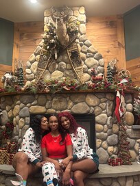 Christmas 2025 lobby decor