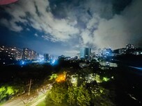 Lindo panorama desde el balcón de la habitación