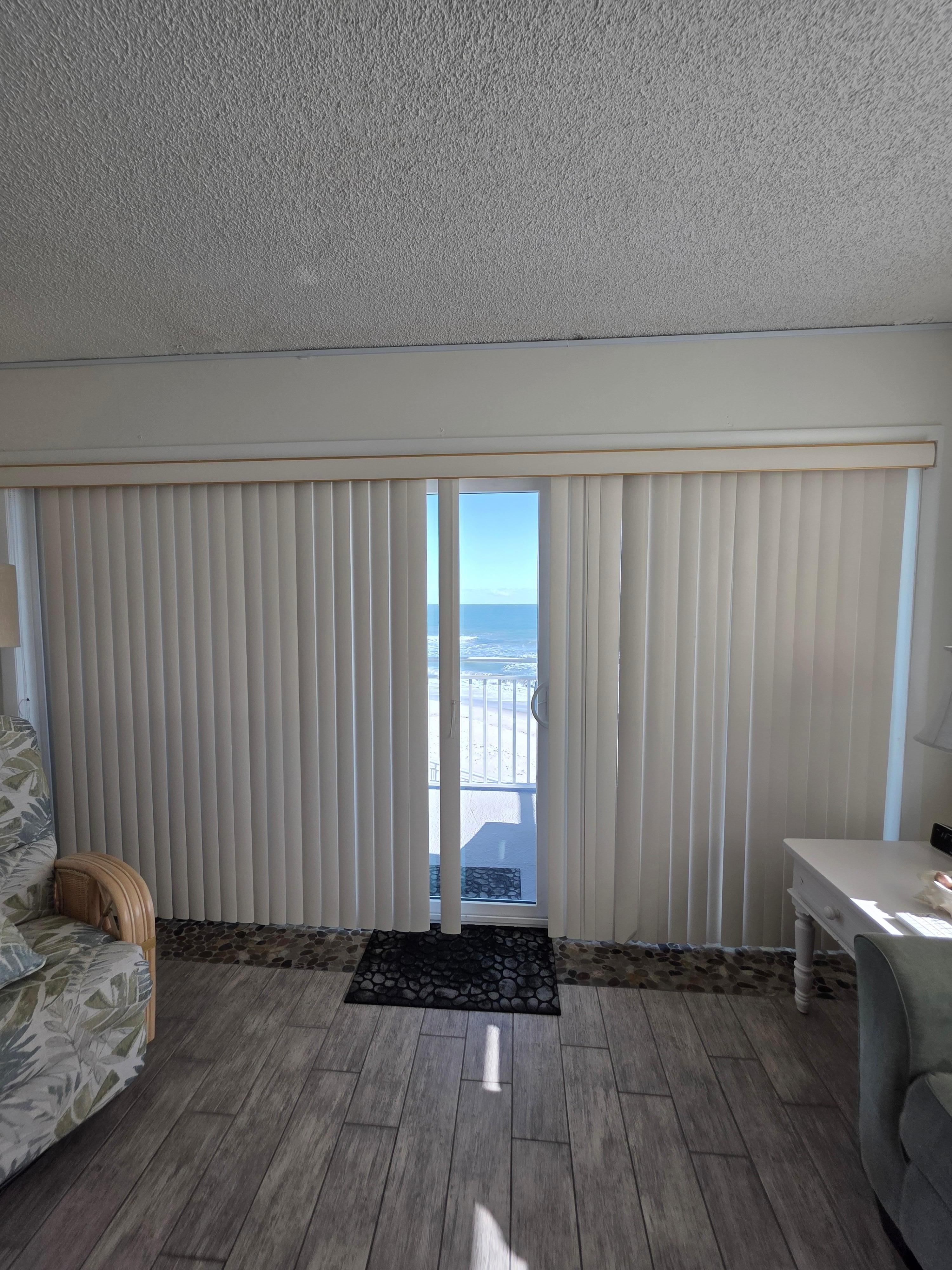 The balcony blinds were also broken, which affected privacy