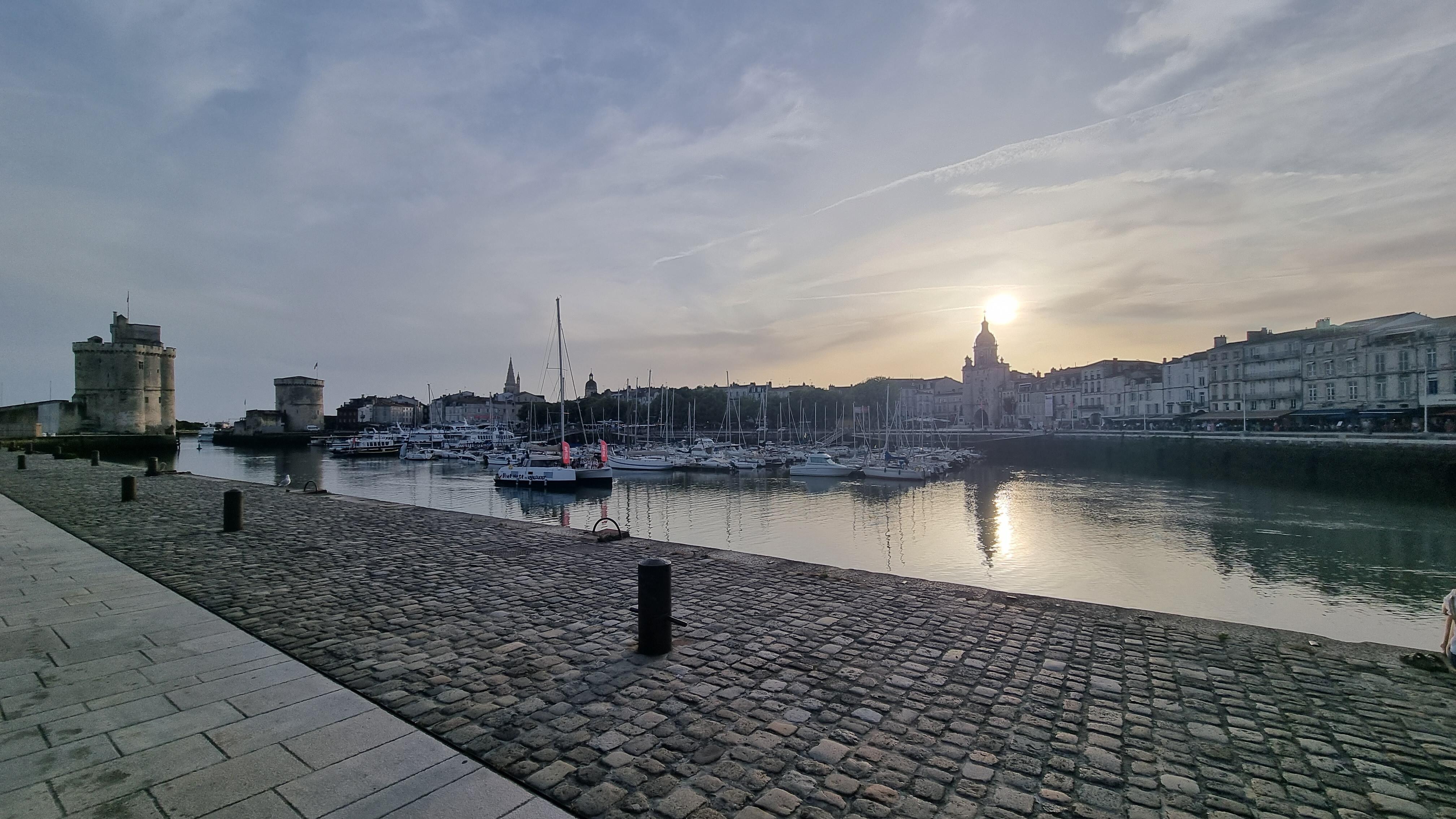 La Rochelle, soleil couchant.