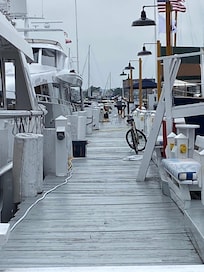 Marina, Newport