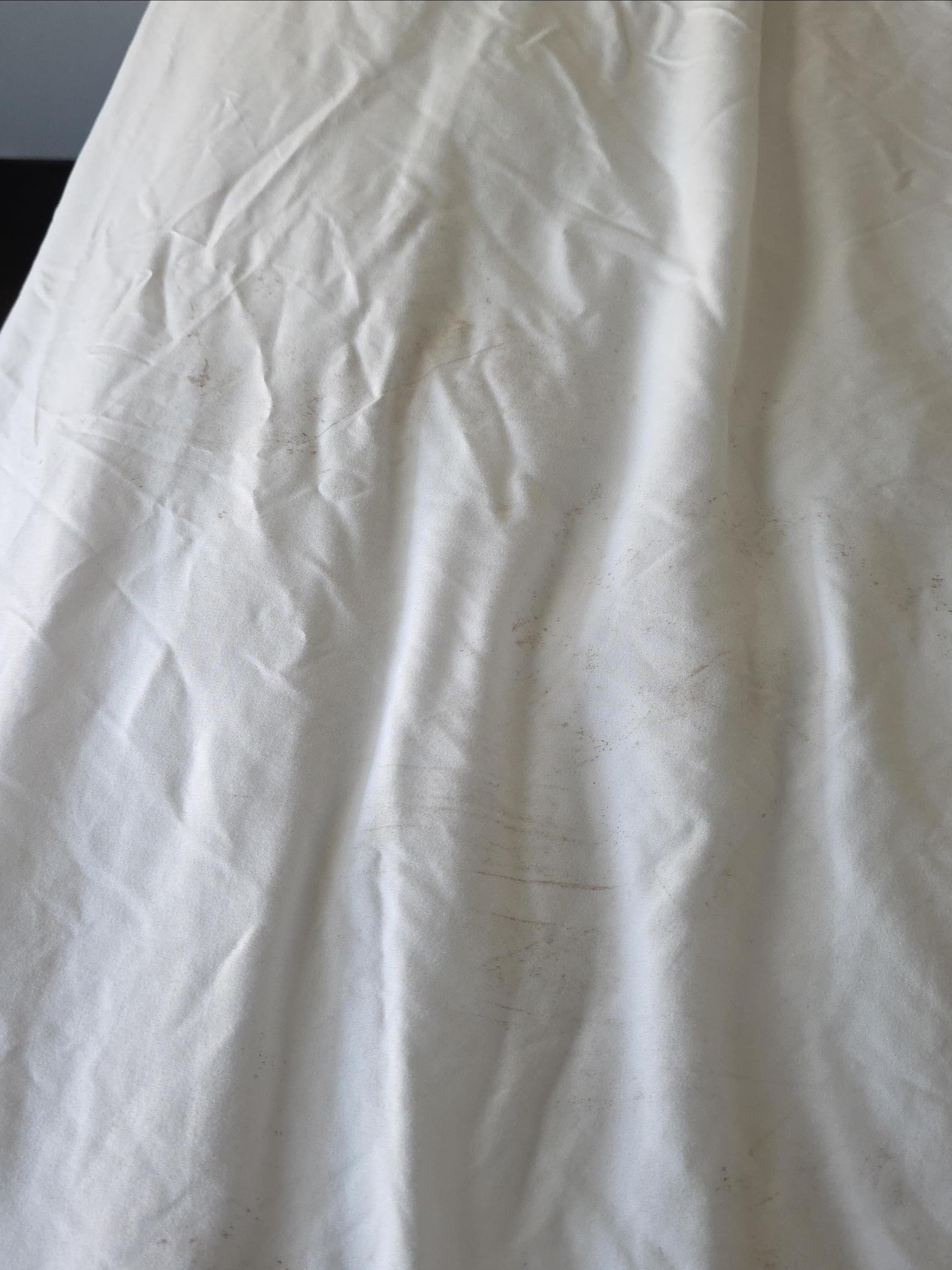 Mole on every layer of sheets 