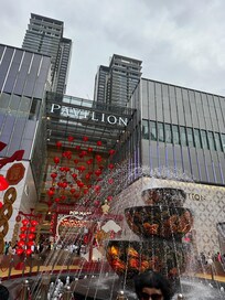 10 mins walk to Pavillion mall