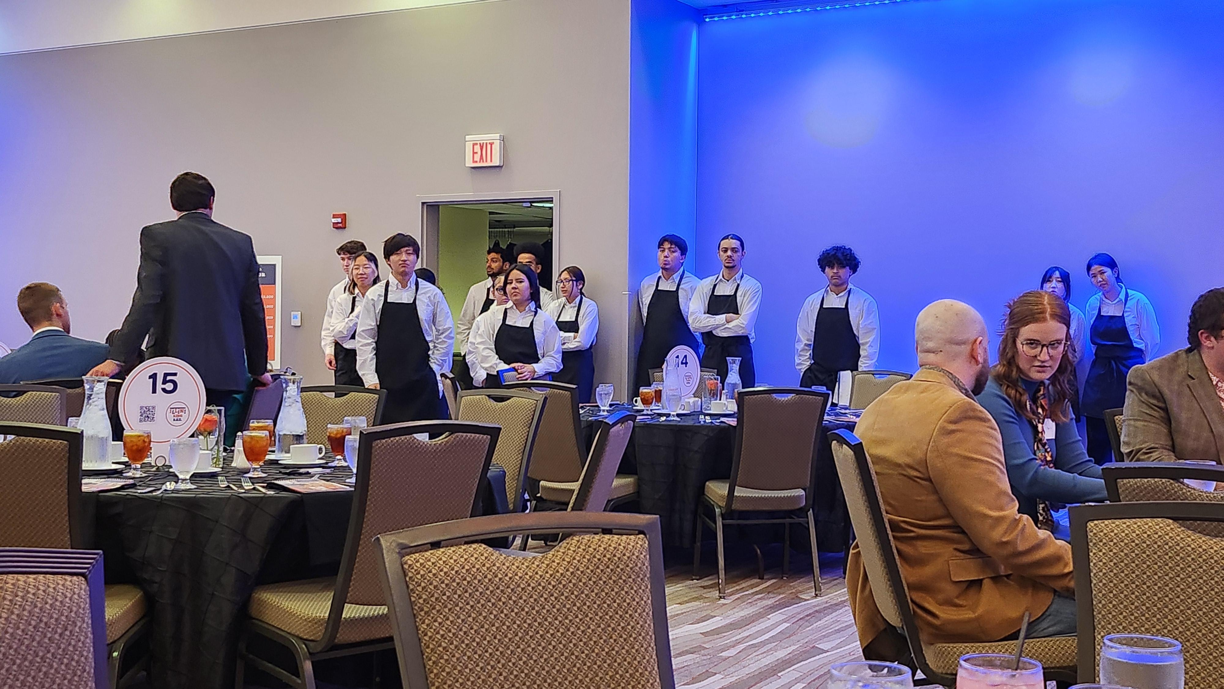 Service team, ready to go!