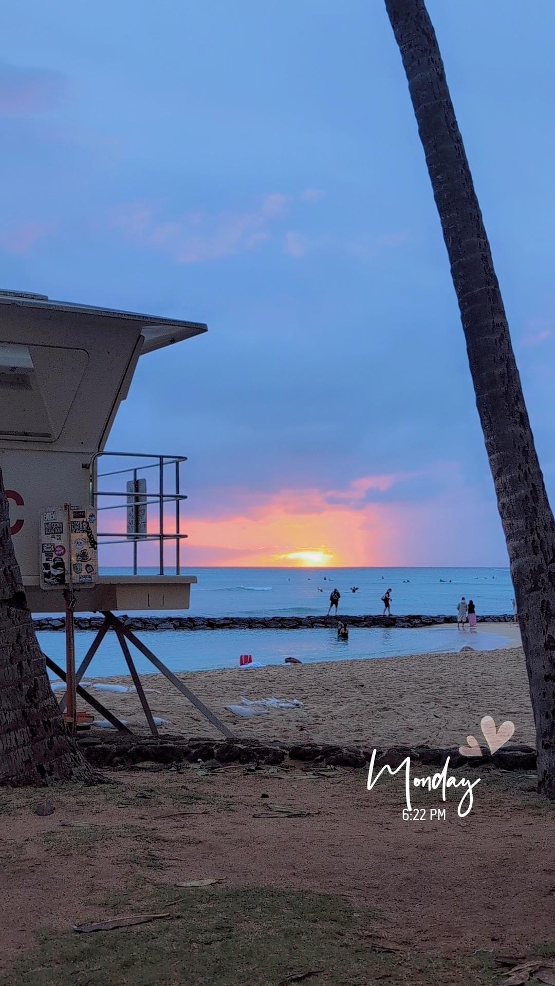 Sunset speak for itself. Beautiful view.