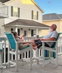 Pop pop and Bee deep in conversation!