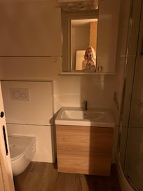 Bathroom n hotel
