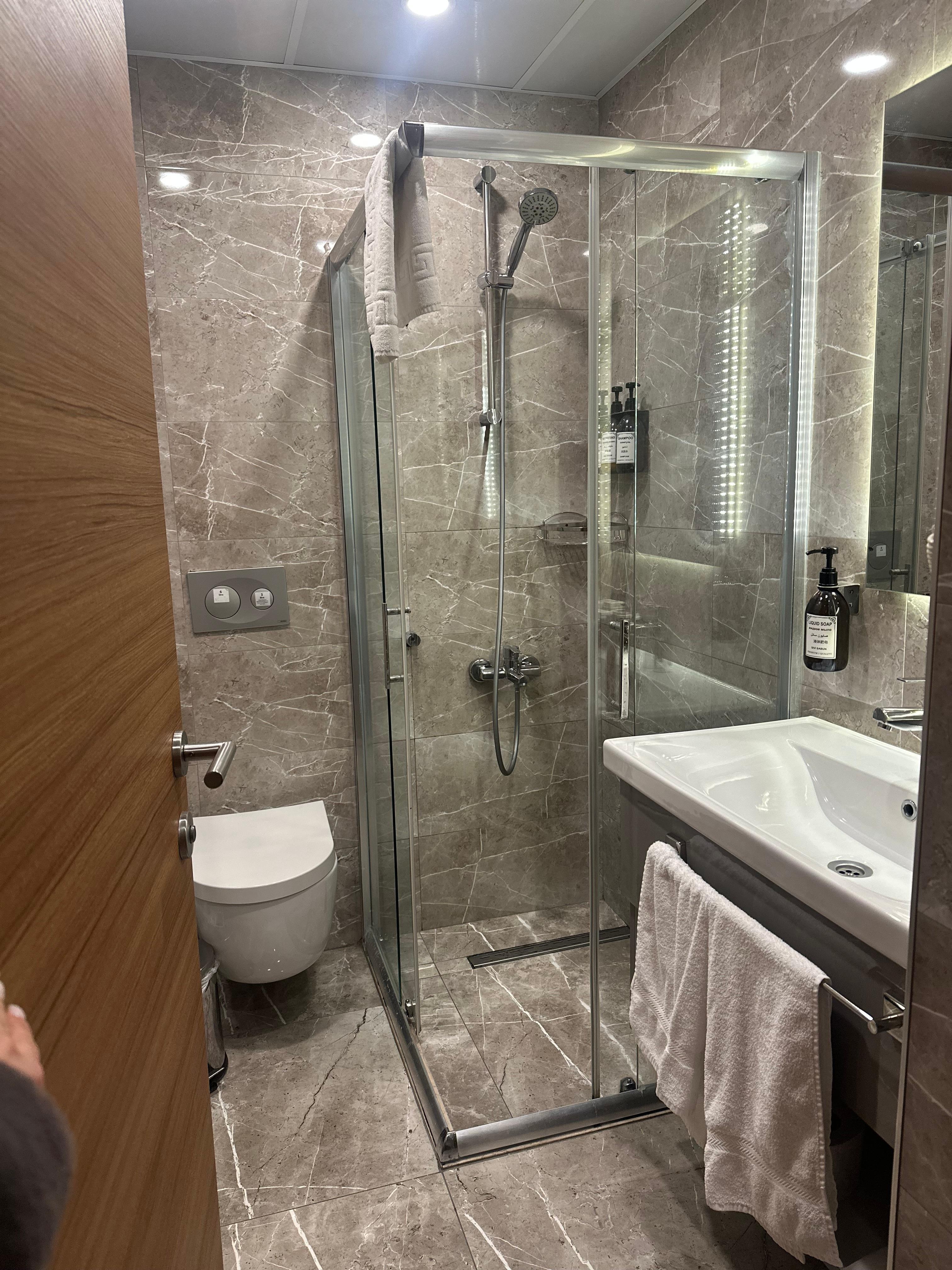 Bathroom ( had problems with hot water )