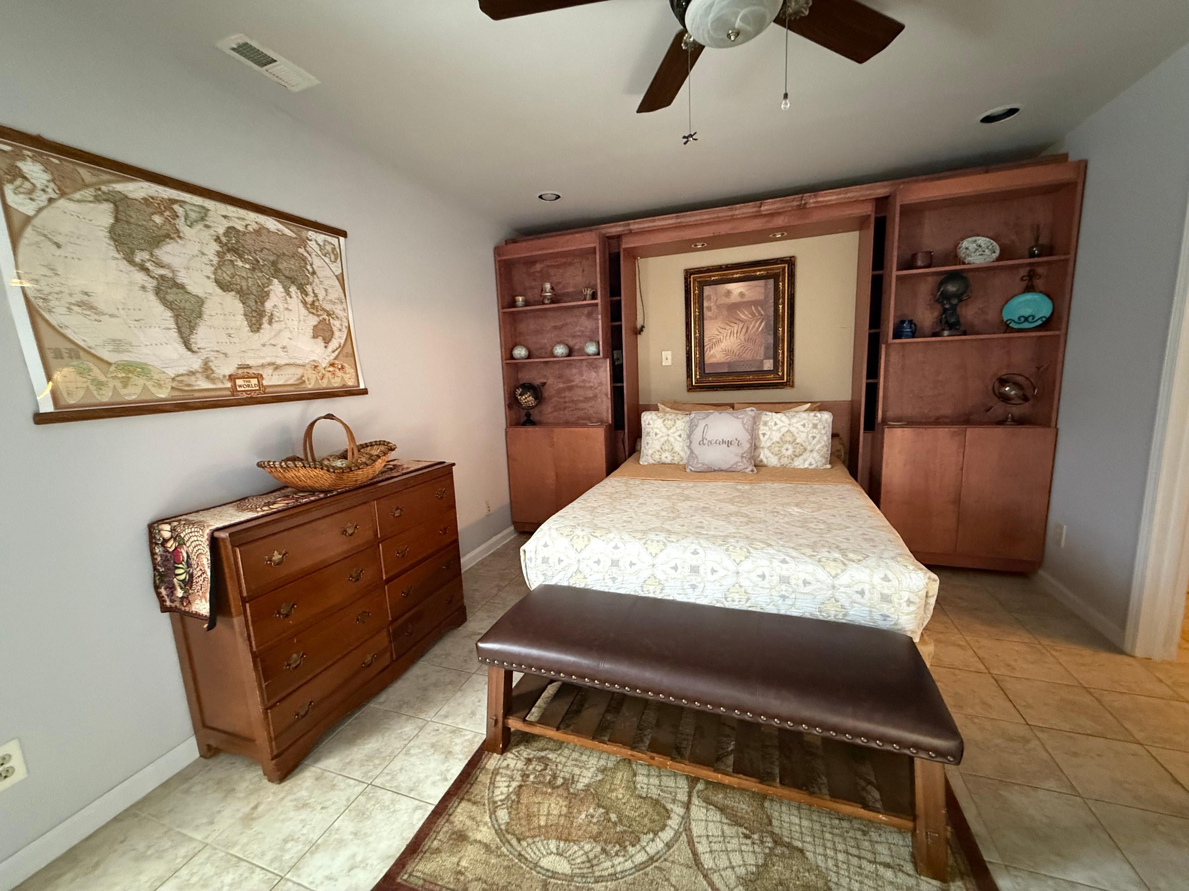 Guest bedroom