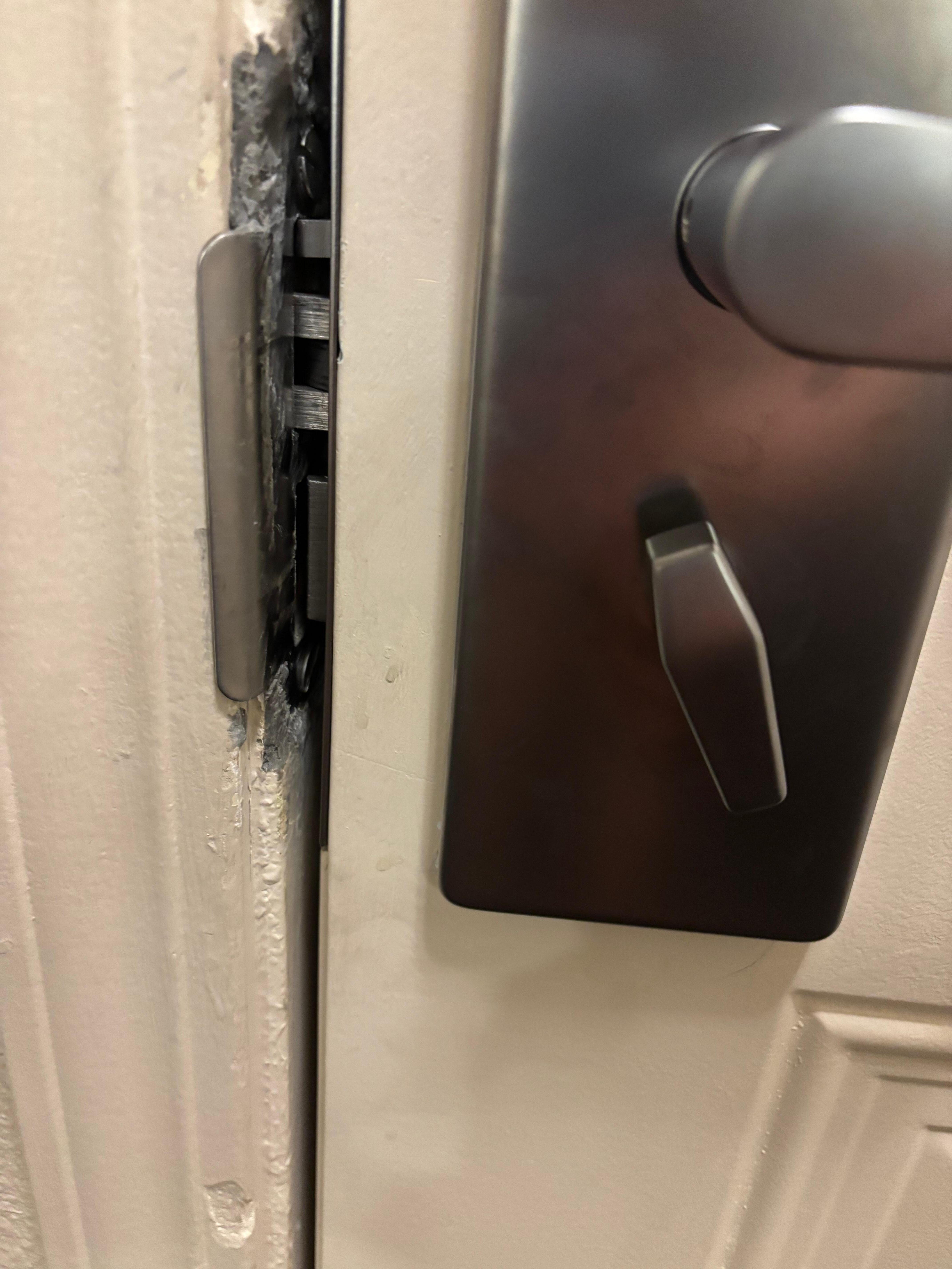 Door lock doesn’t work 