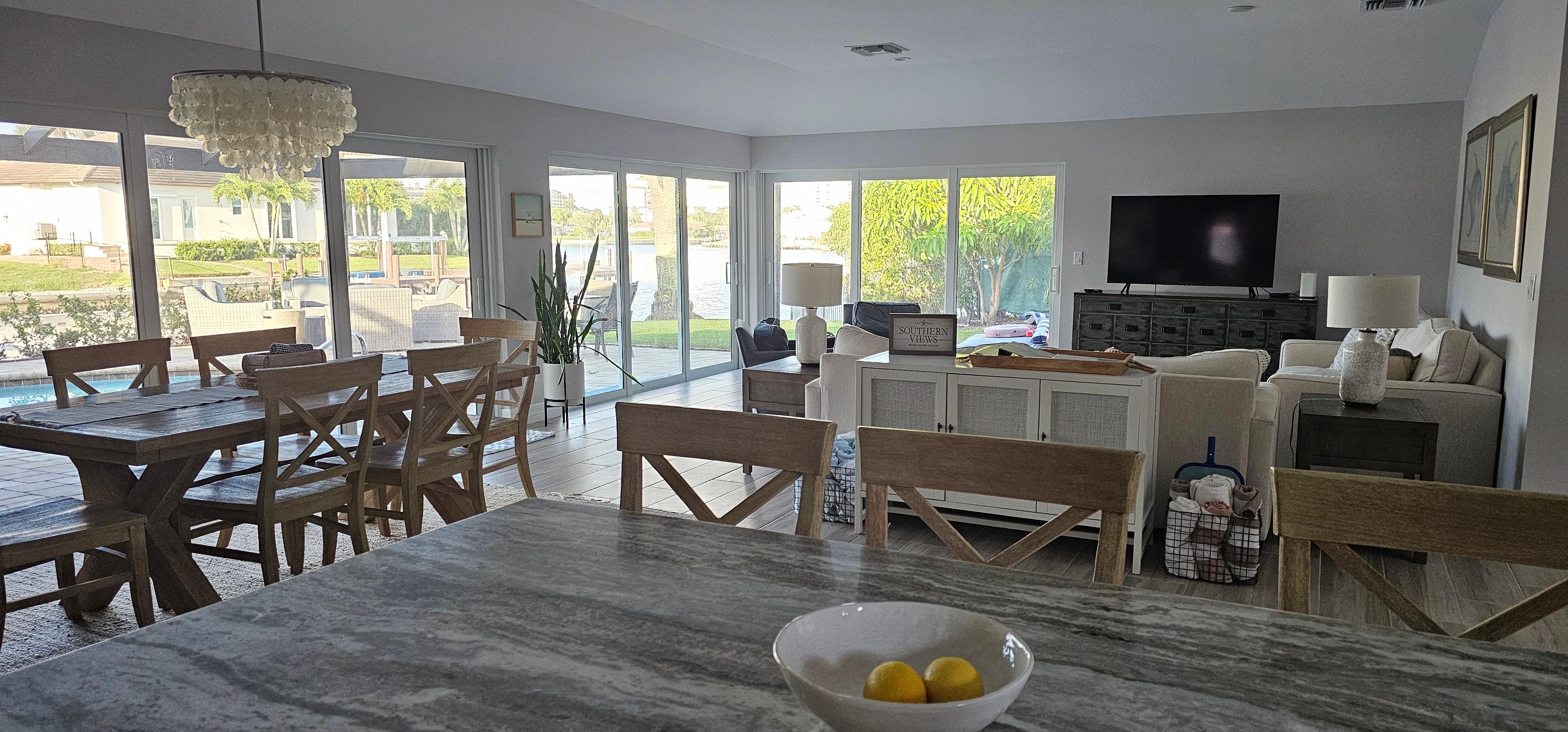 Beautiful living room. 