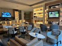 Lobby bar