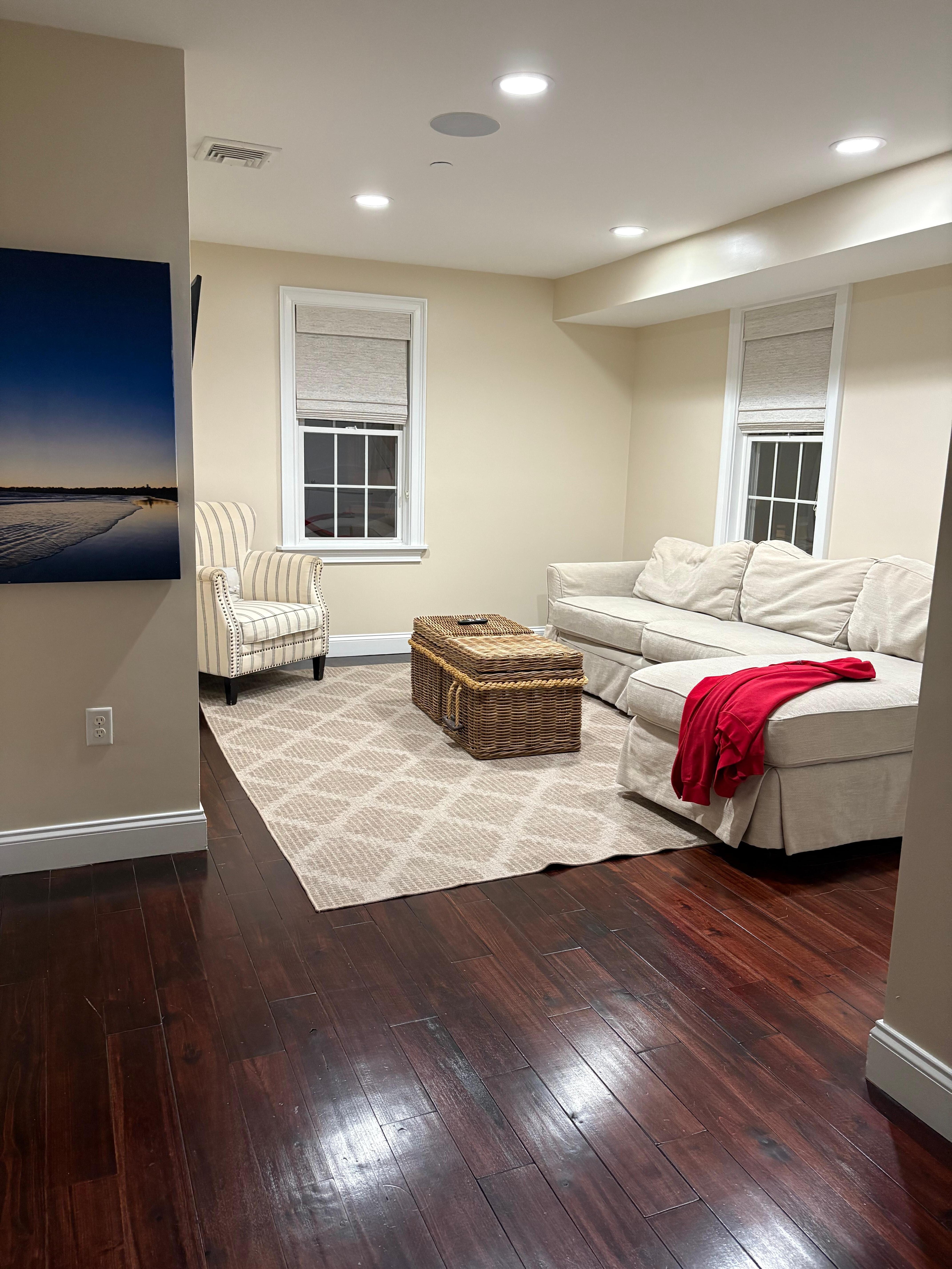 Nice main level living area 