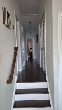 The hallway to the bathrooms and bedrooms! Lots of space so no feeling cramped up ever!