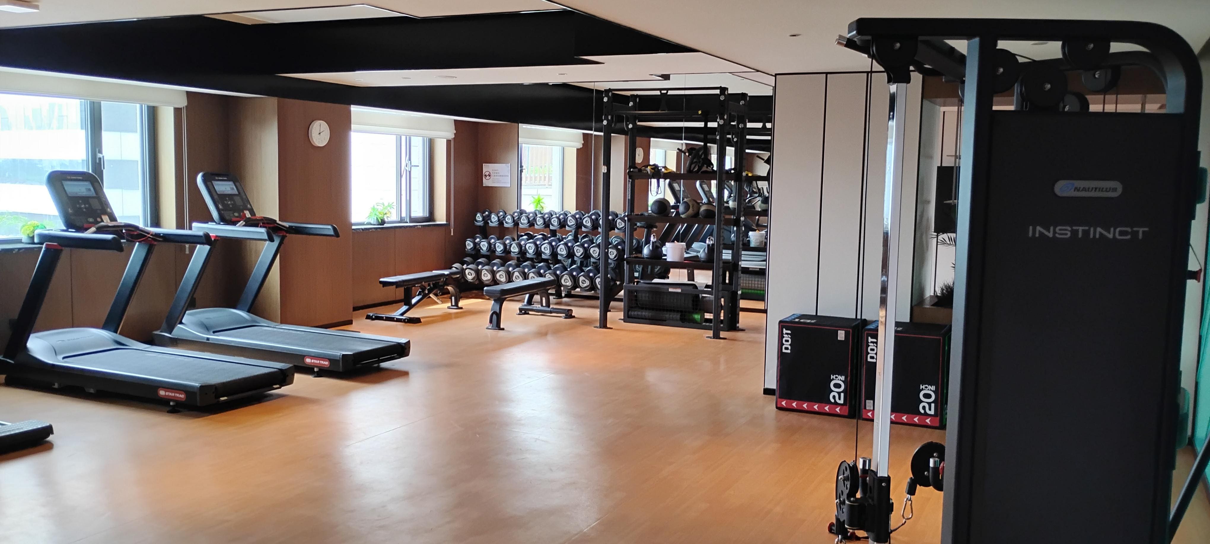A nice selection of dumbbells.