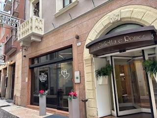 Two doors to access lobby. 