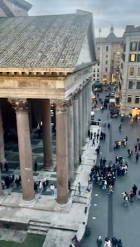 A room with a view of The Pantheon.