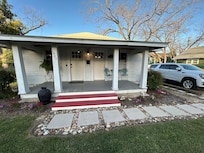 So charming! And very welcoming area.