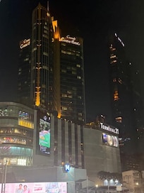 ホテル全景