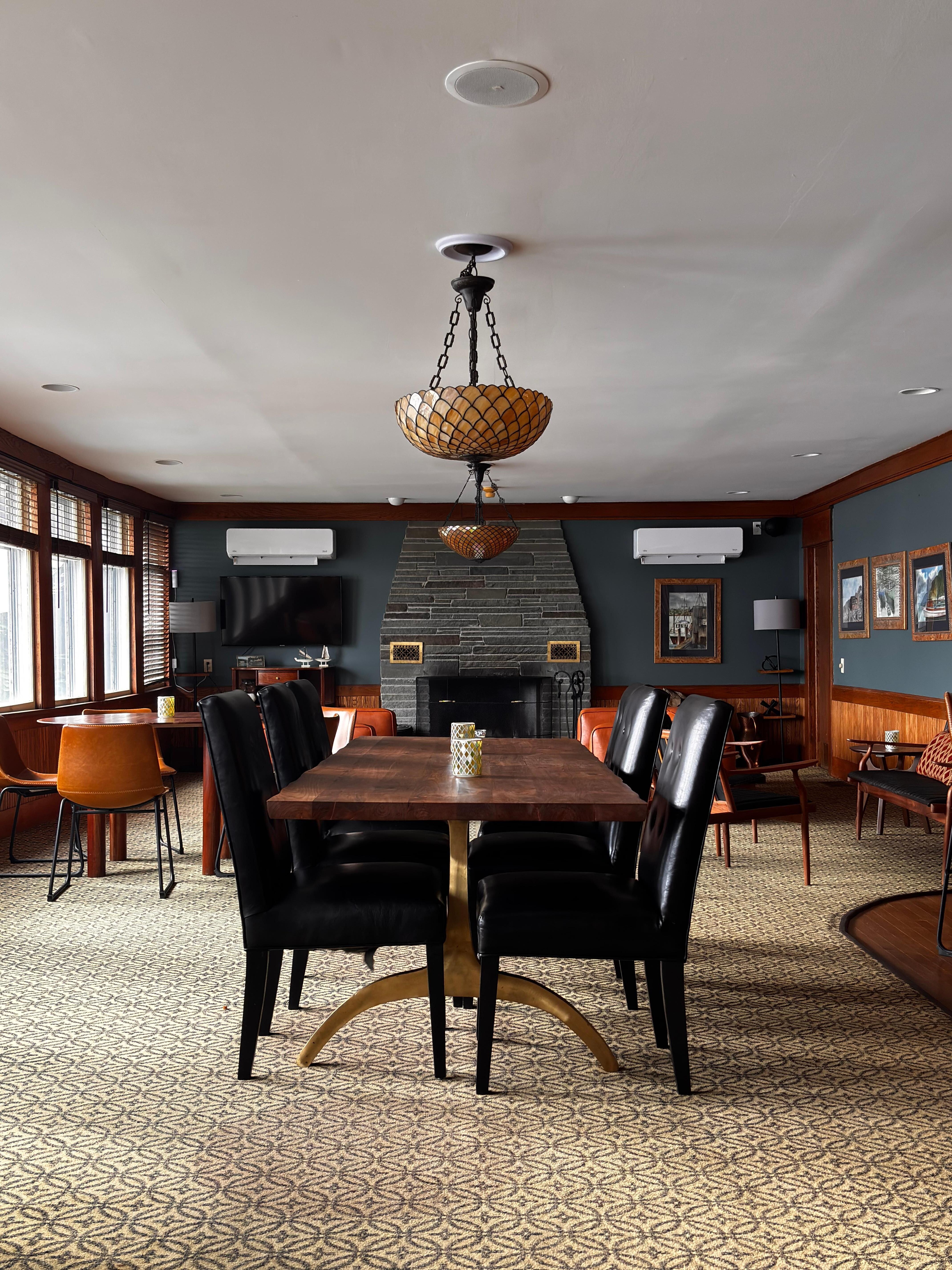 Restaurant dining area