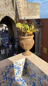 Corner of large roofdeck with view down of city centre