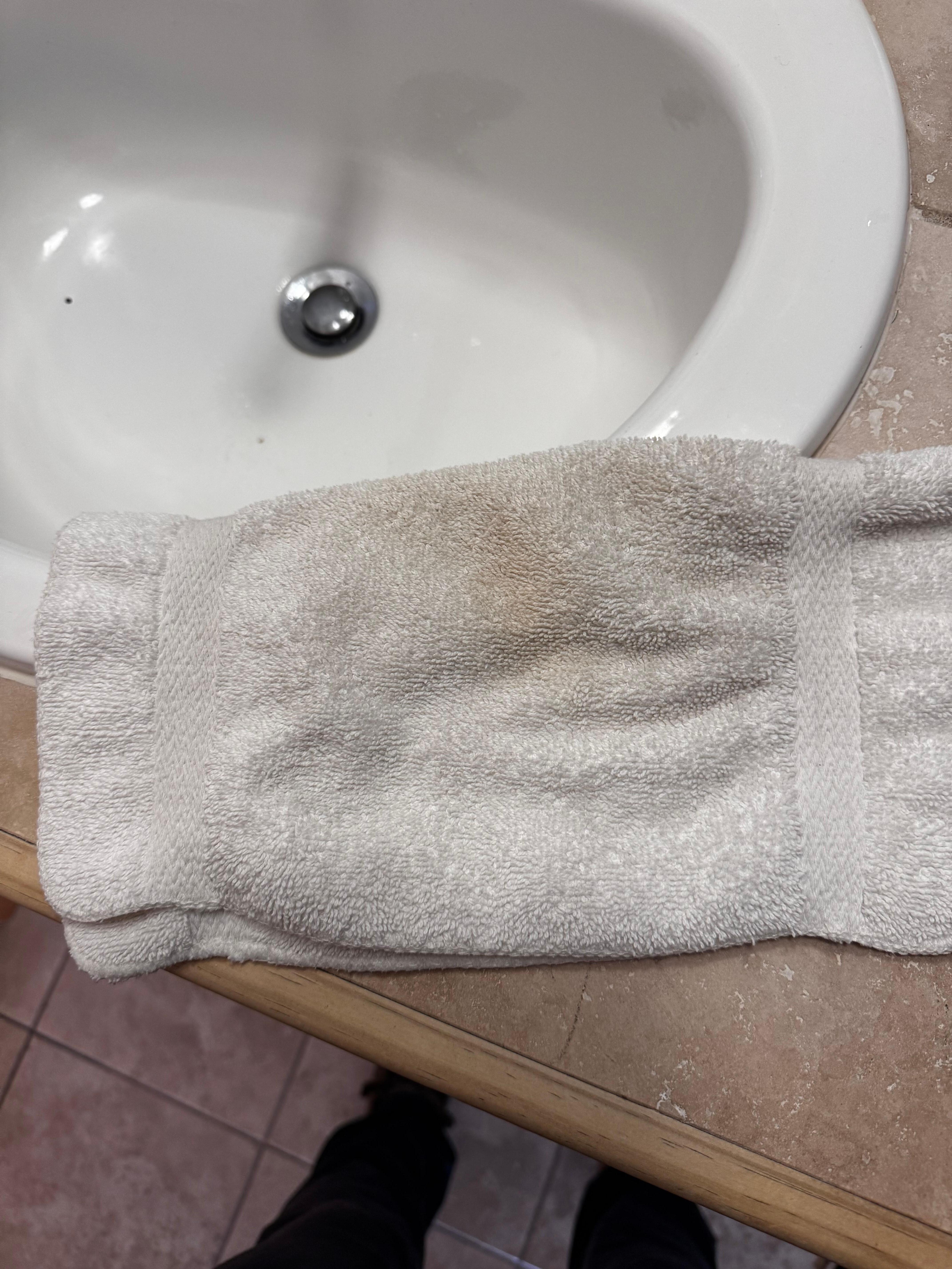 Dirty towels 
