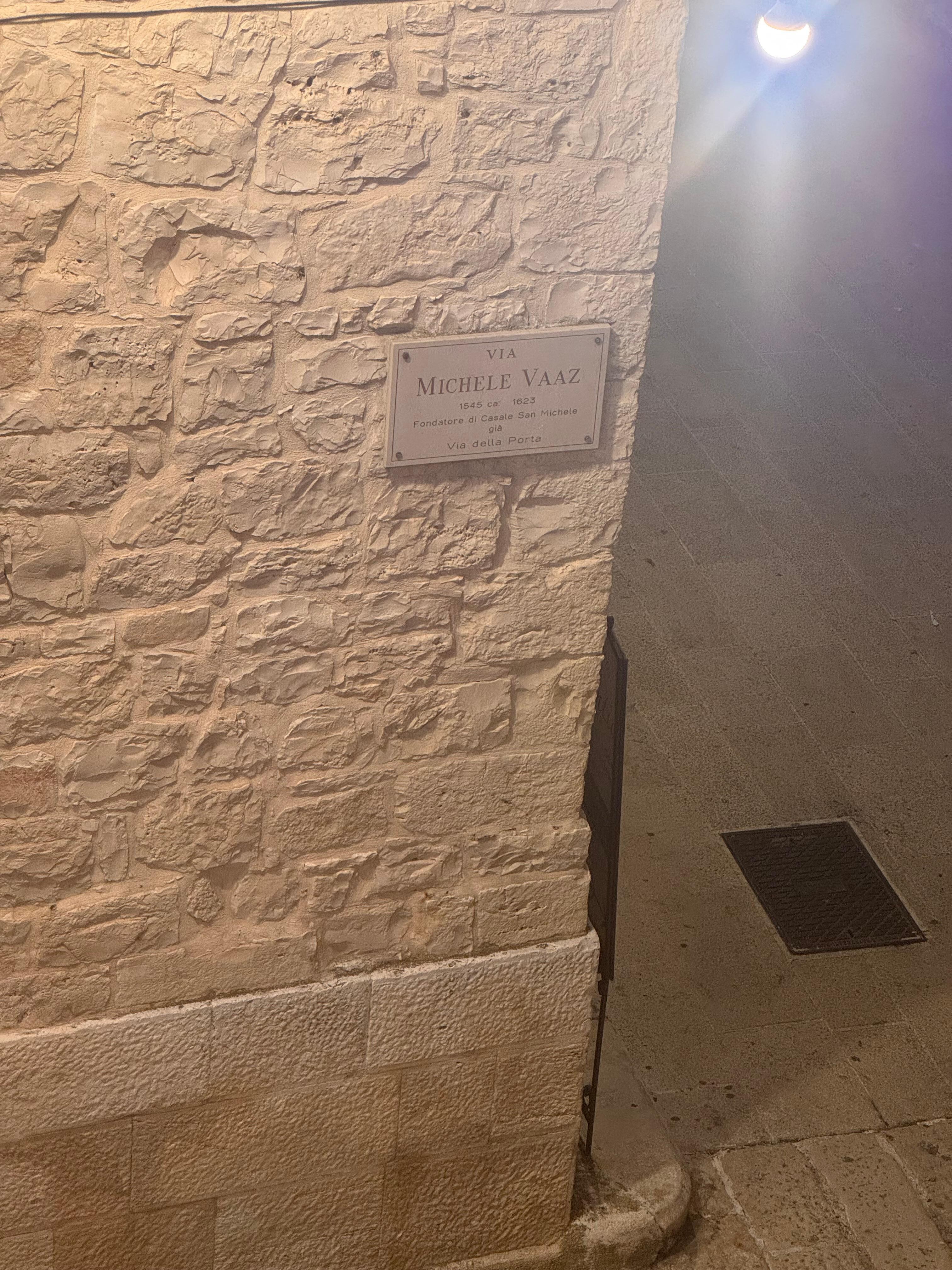 The street corner outside the apartment 