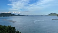 ホテルから見た海