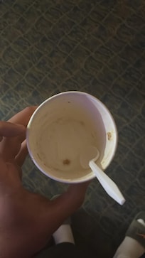 Comida de huéspedes anteriores.