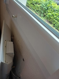 Radiateur arraché du mure