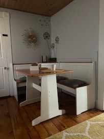 Breakfast nook