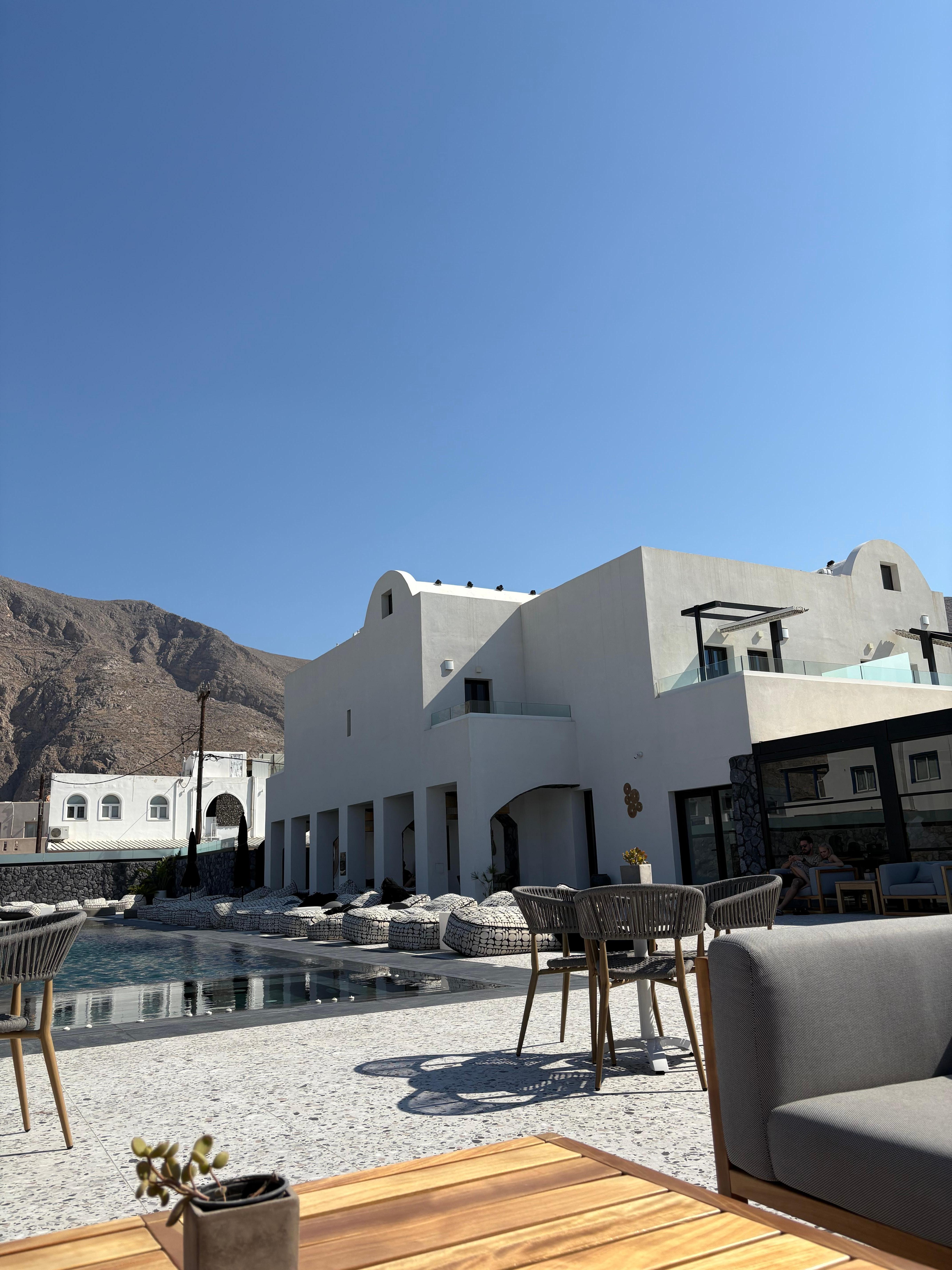 outdoor / pool
