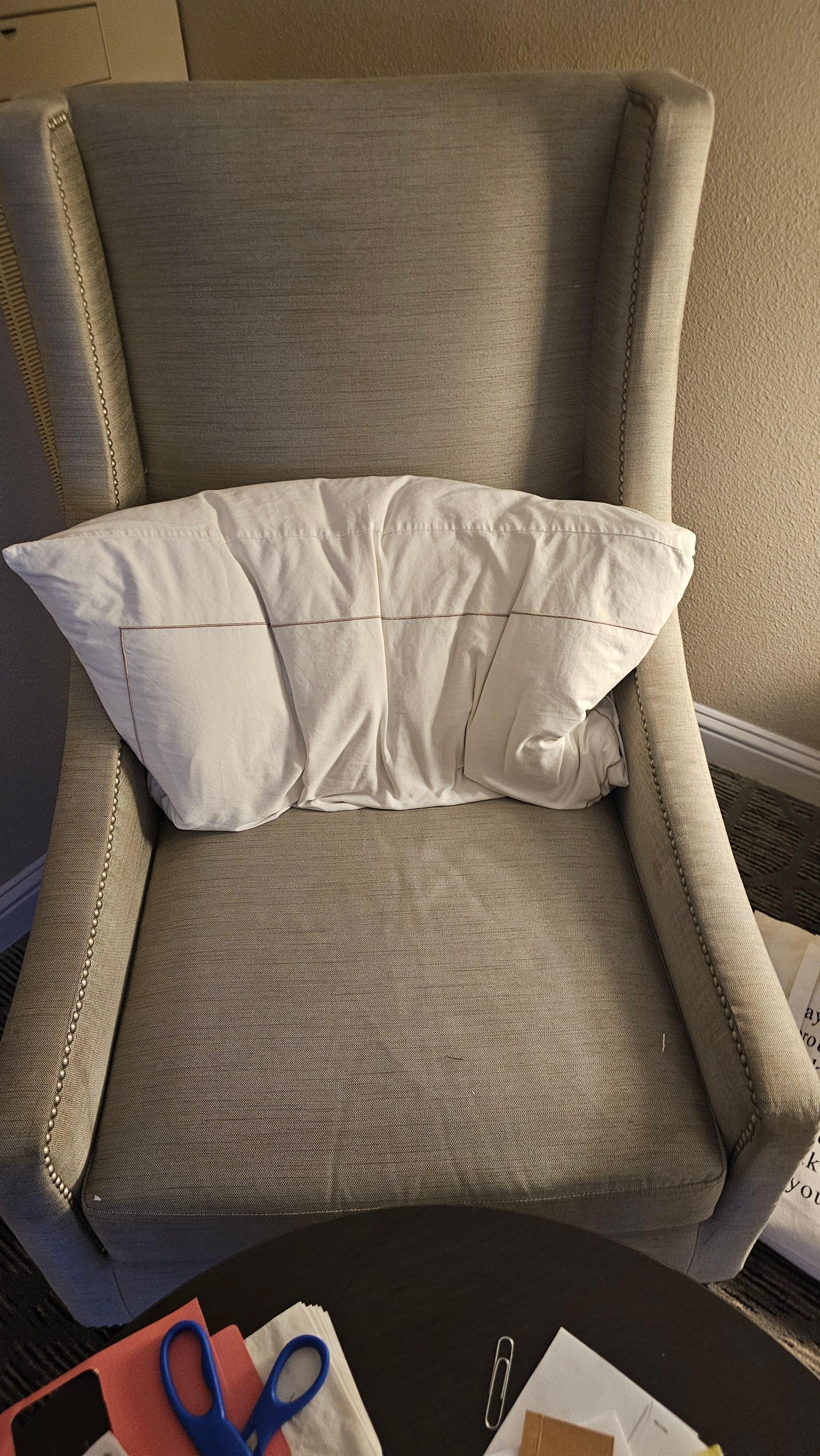 Most uncomfortable chair even pillow did not help