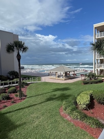 Lovely view of the pool