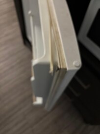 Broken seal refrigerator
