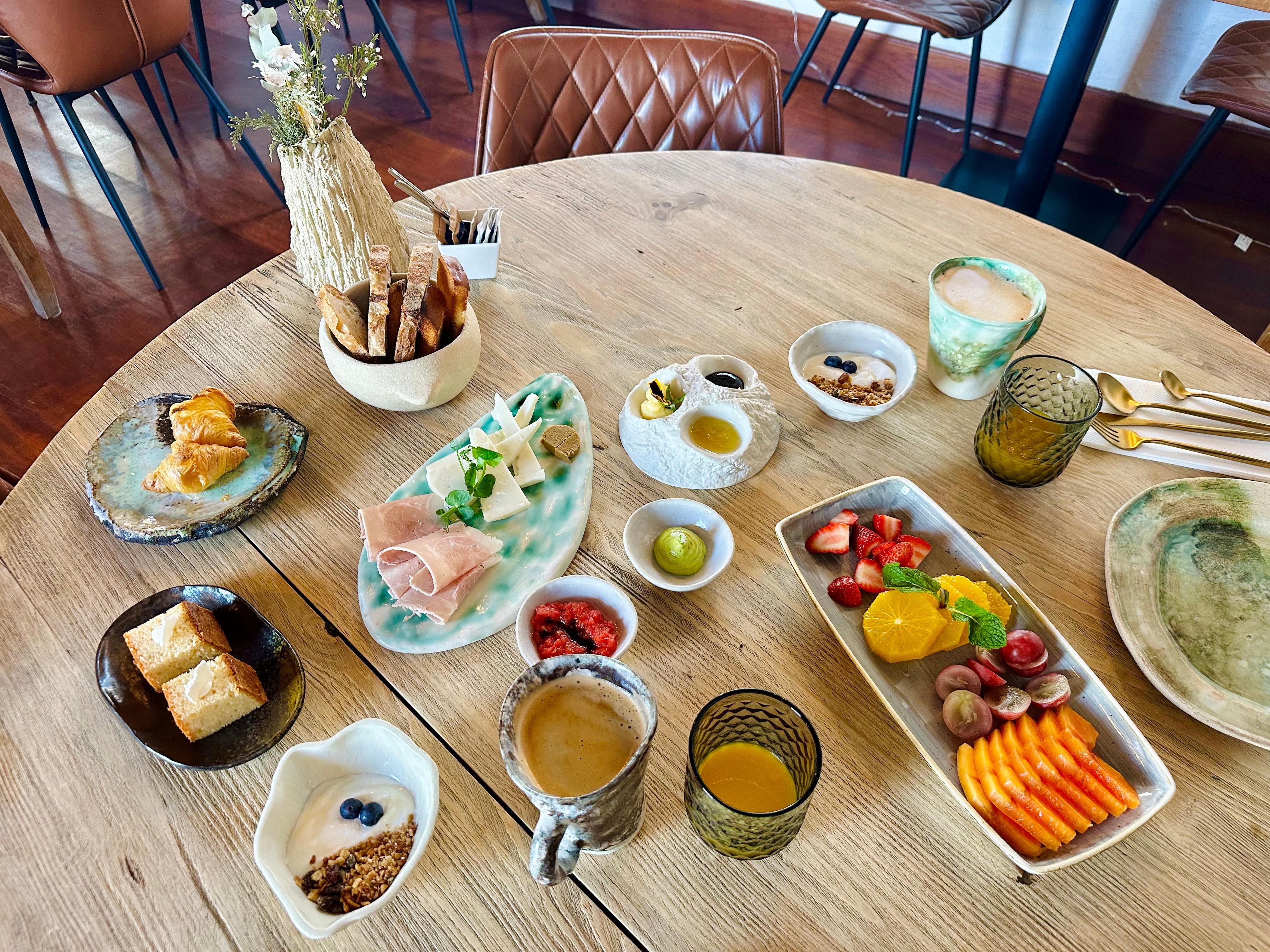 Le petit déjeuner (un peu tous les jours le même. Dommage).