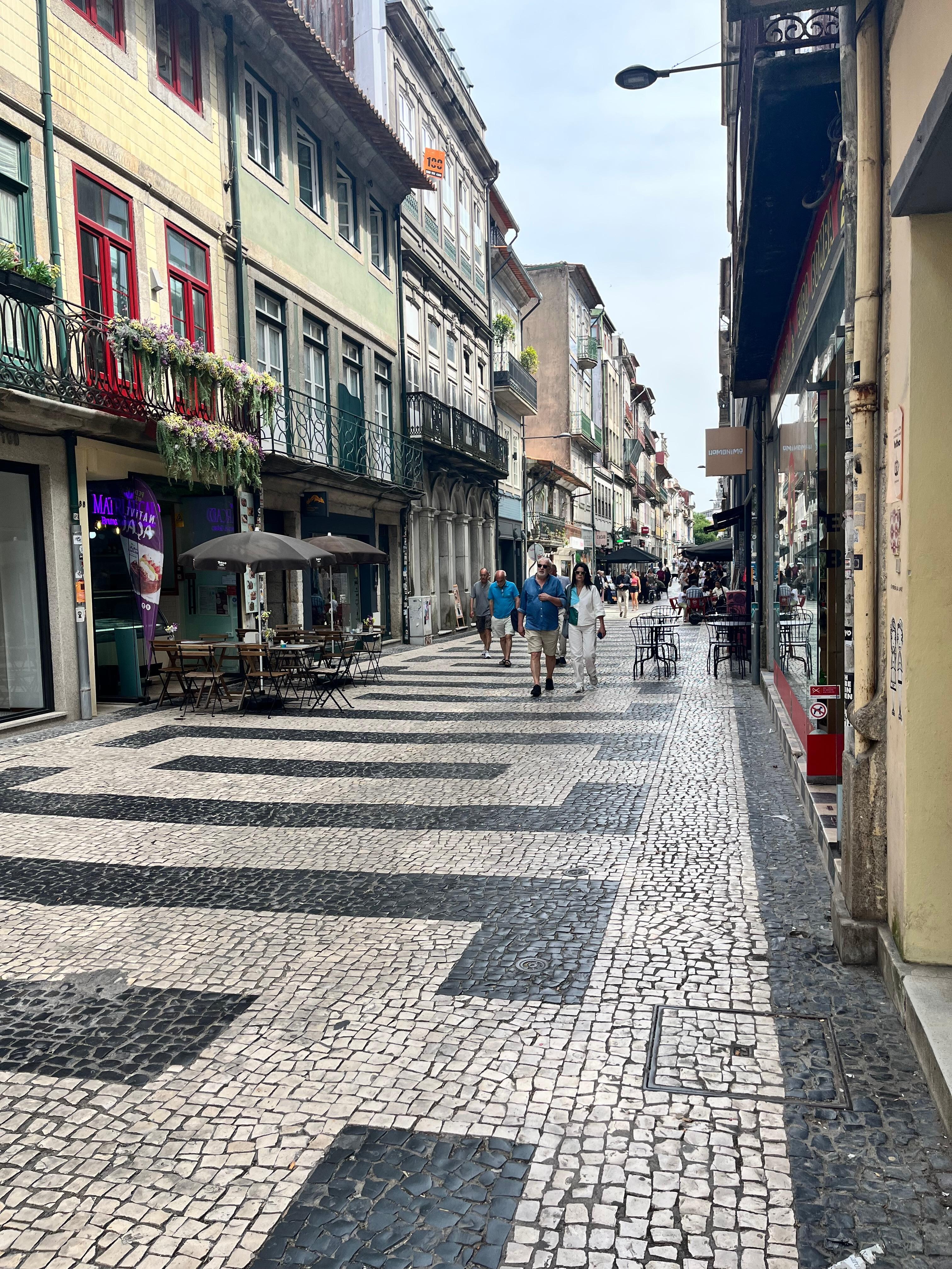 Pedestrian street nearby