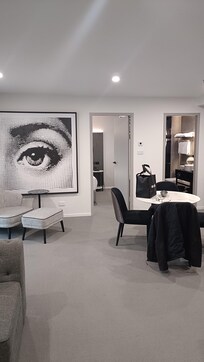 Spacious living/dining