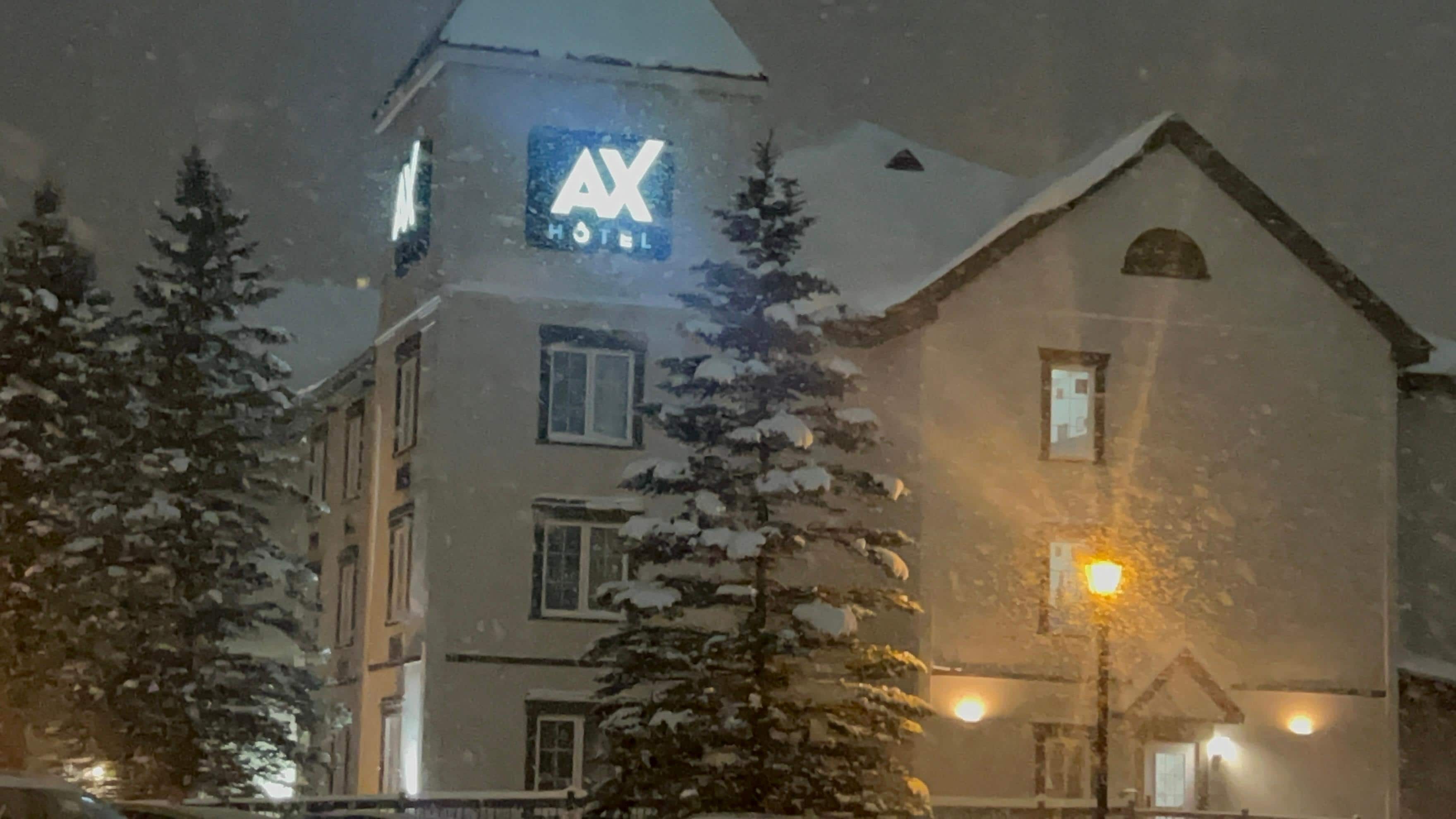 Beautiful snowy day. 