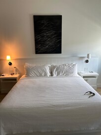 Had so much fun we forgot to take pictures. This doesn’t even do the spacious rooms any justice.