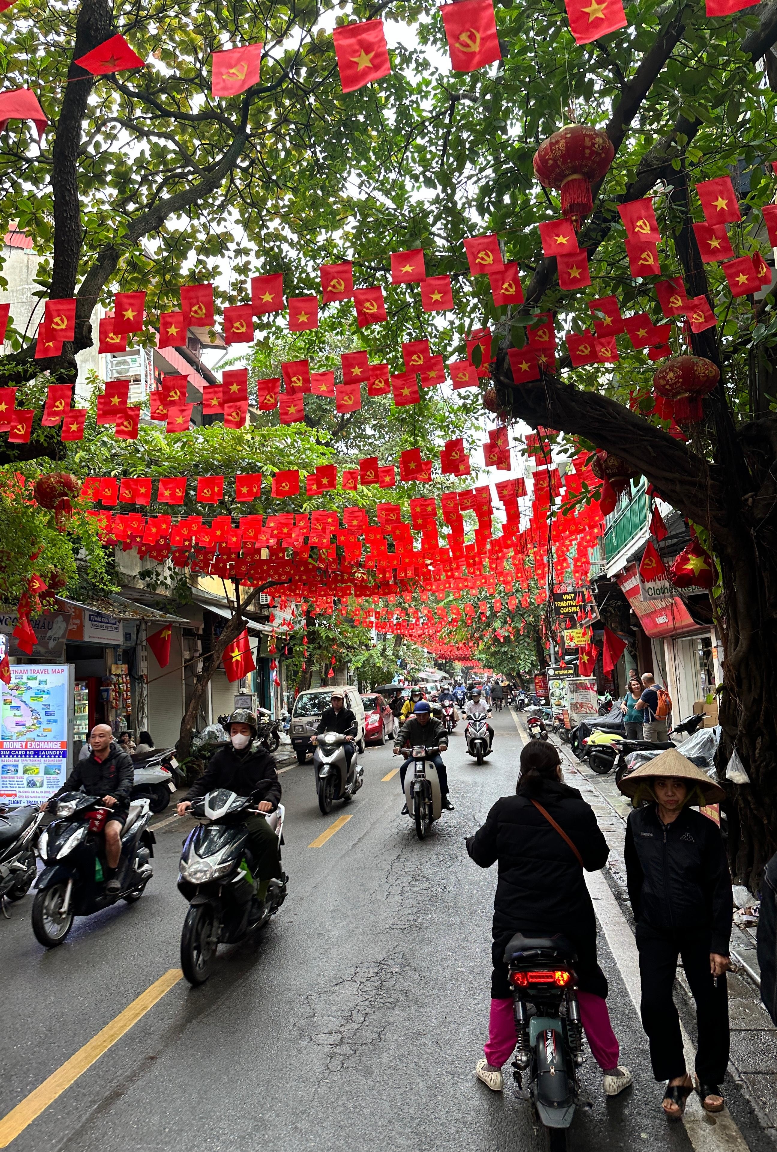 Very close to all the amazing food and shops