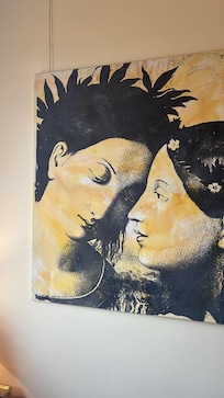 Bilder sind reichlich da und einige sehr verstörende Ansichten wenn man sie googelt.