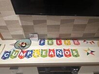 Detalle de mi cumple en la habitacion