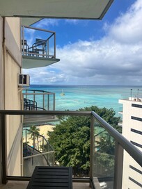 The worst possible view is good