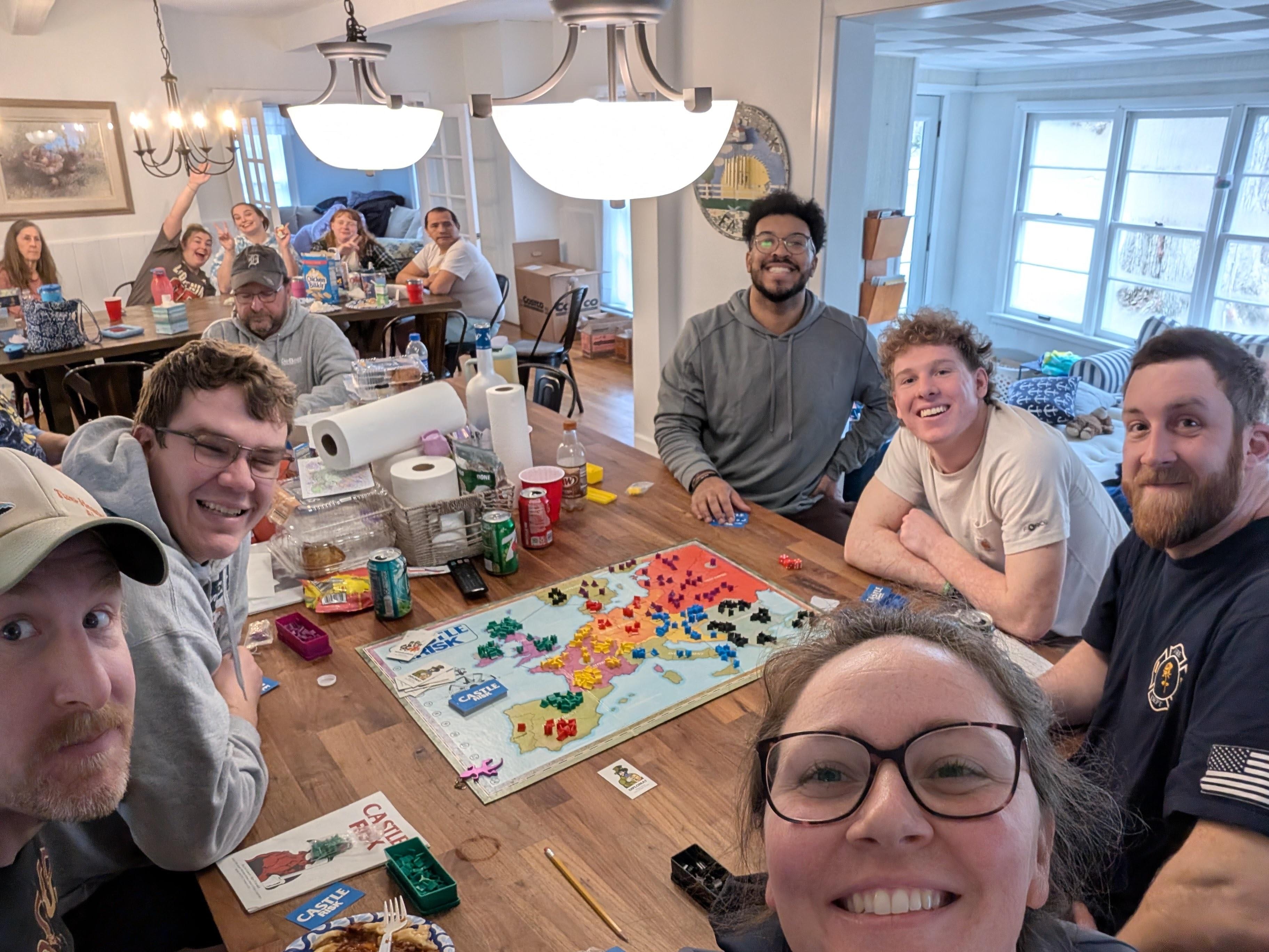 Kitchen island and serious game of Risk