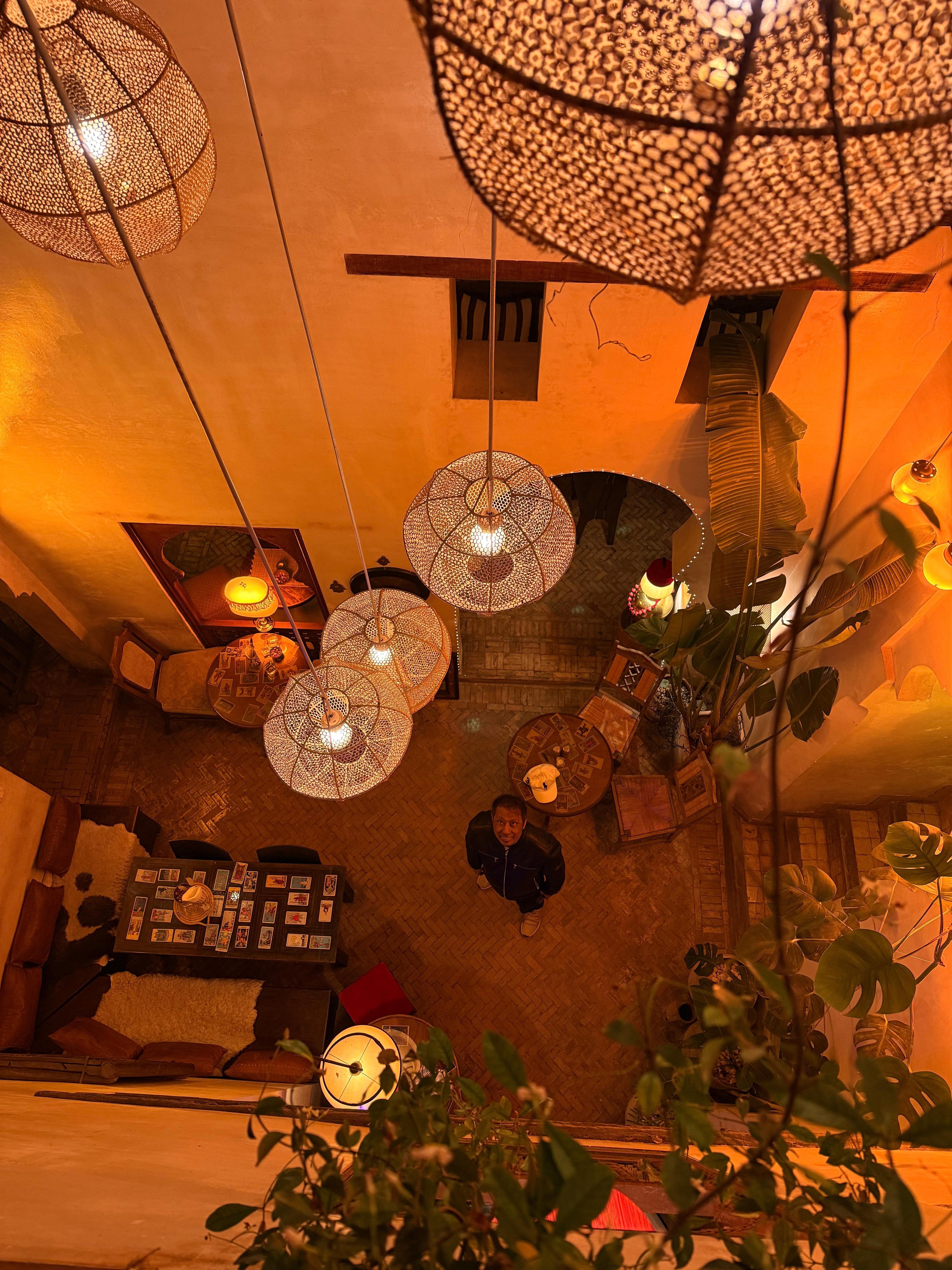 High ceiling 