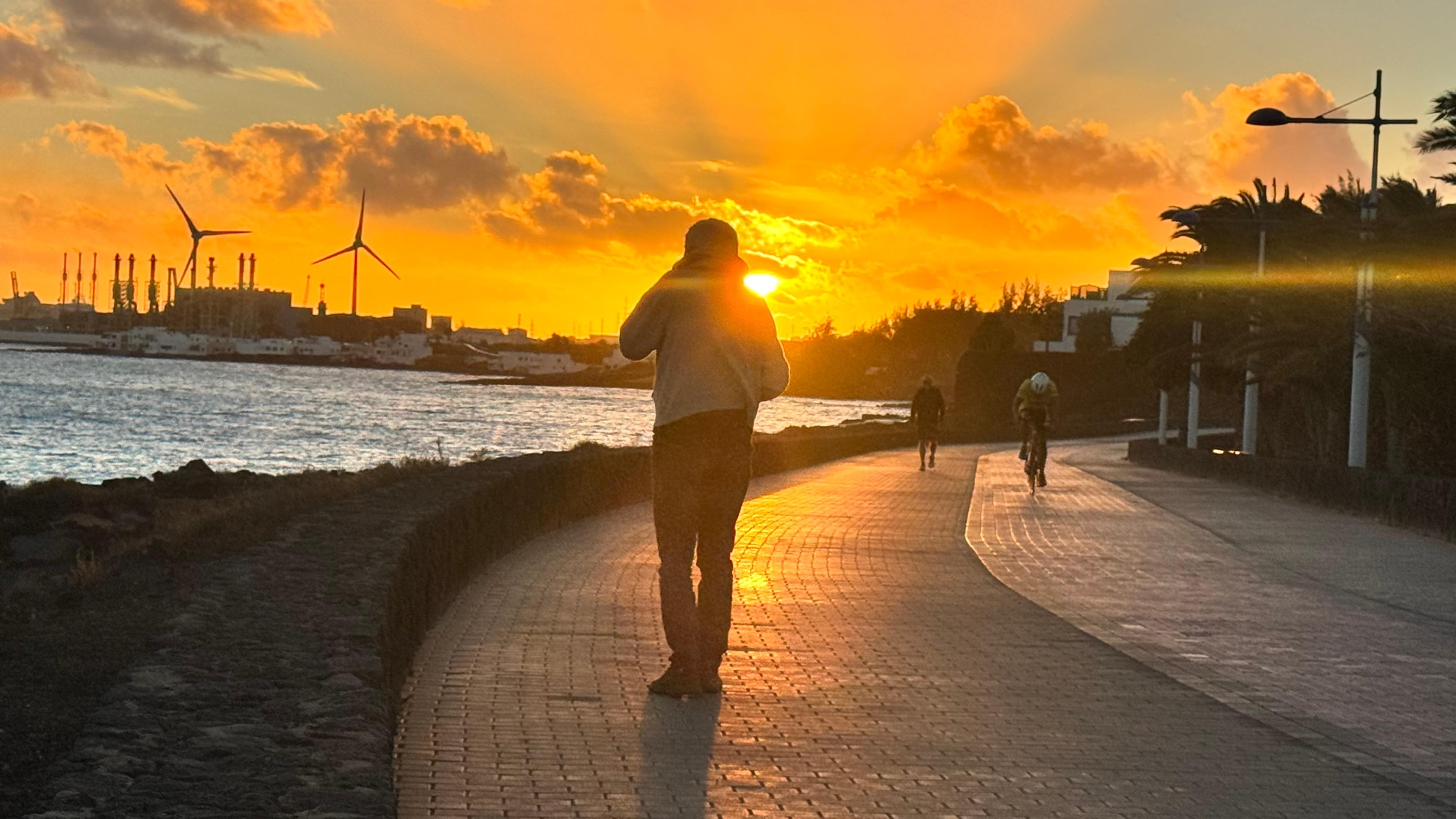 Walk way outside hotel 