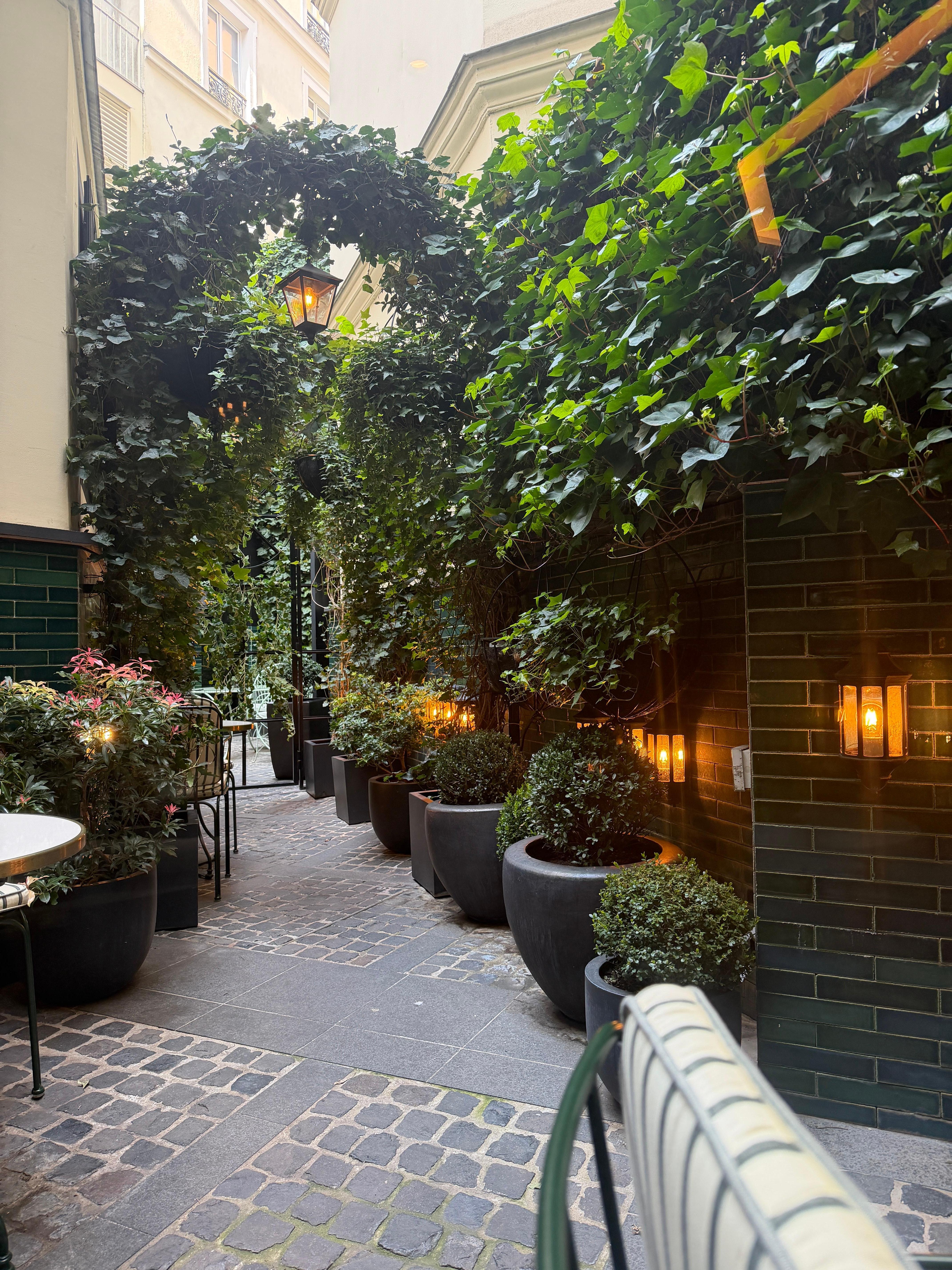 Uteservering vid frukosten