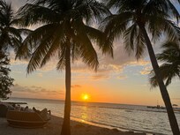 The sunset at Rum Point